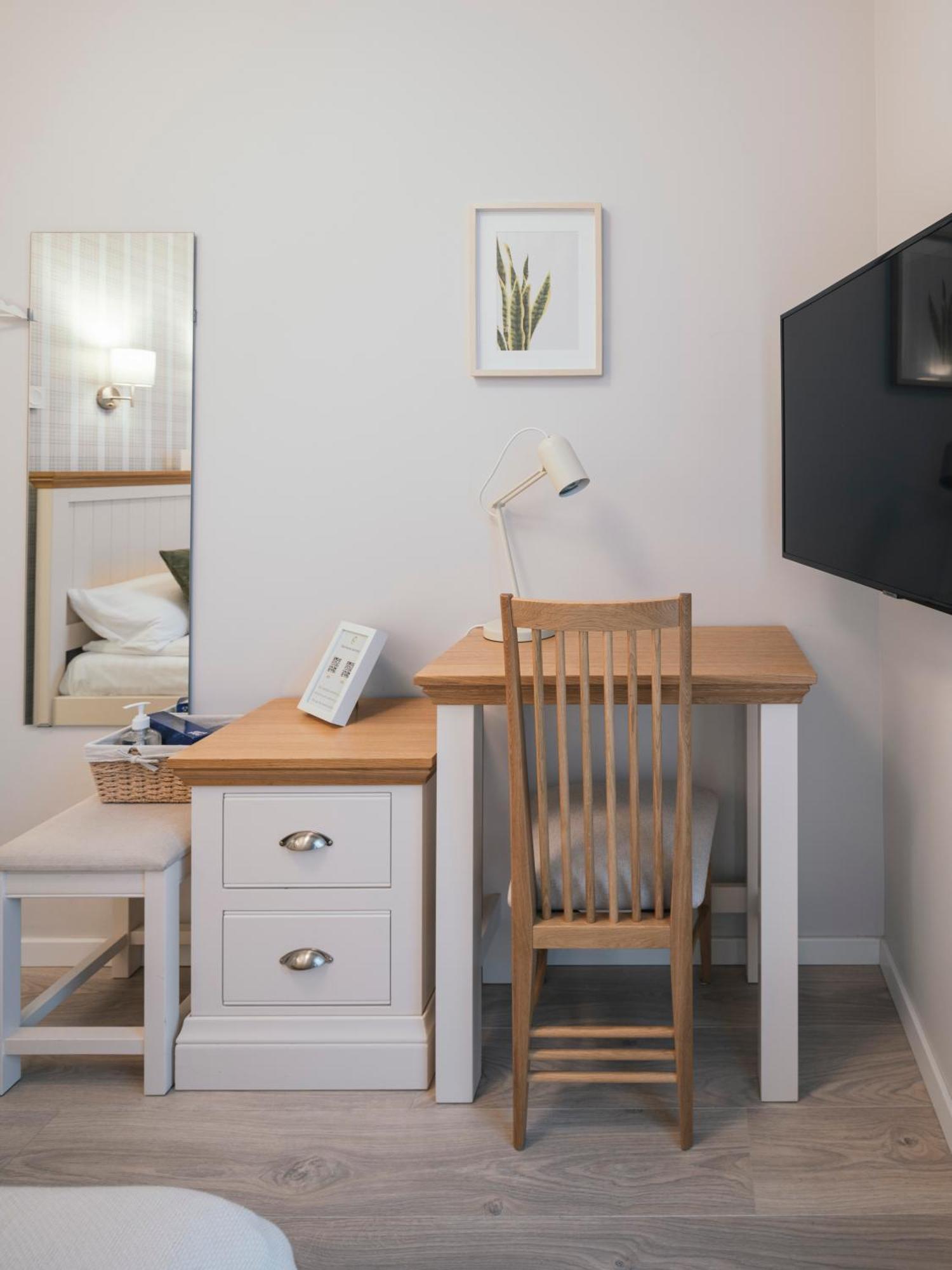 J14A I Rooms & Apartments Automated Self Check-In Вилнюс Стая снимка