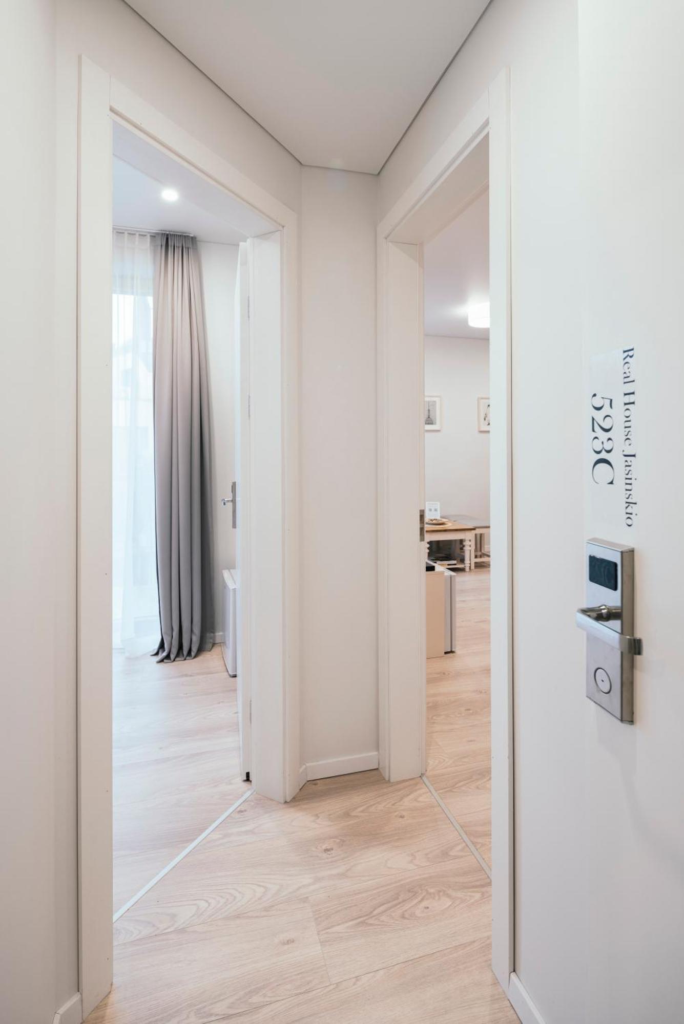 J14A I Rooms & Apartments Automated Self Check-In Вилнюс Стая снимка